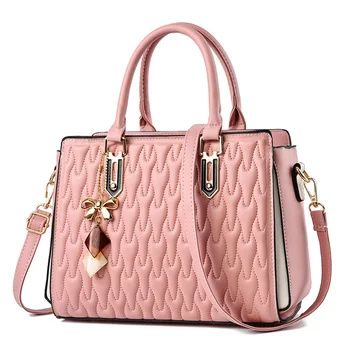 Нова чанта-месинджър с релефни, по-голямата голям чанта през рамо, модерен дамски кожени чанти, плисе бизнес класически обикновена розово за момичетата